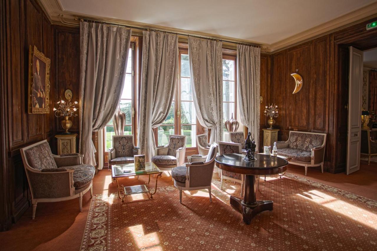 Chateau De Rochecotte Saint-Patrice Екстериор снимка